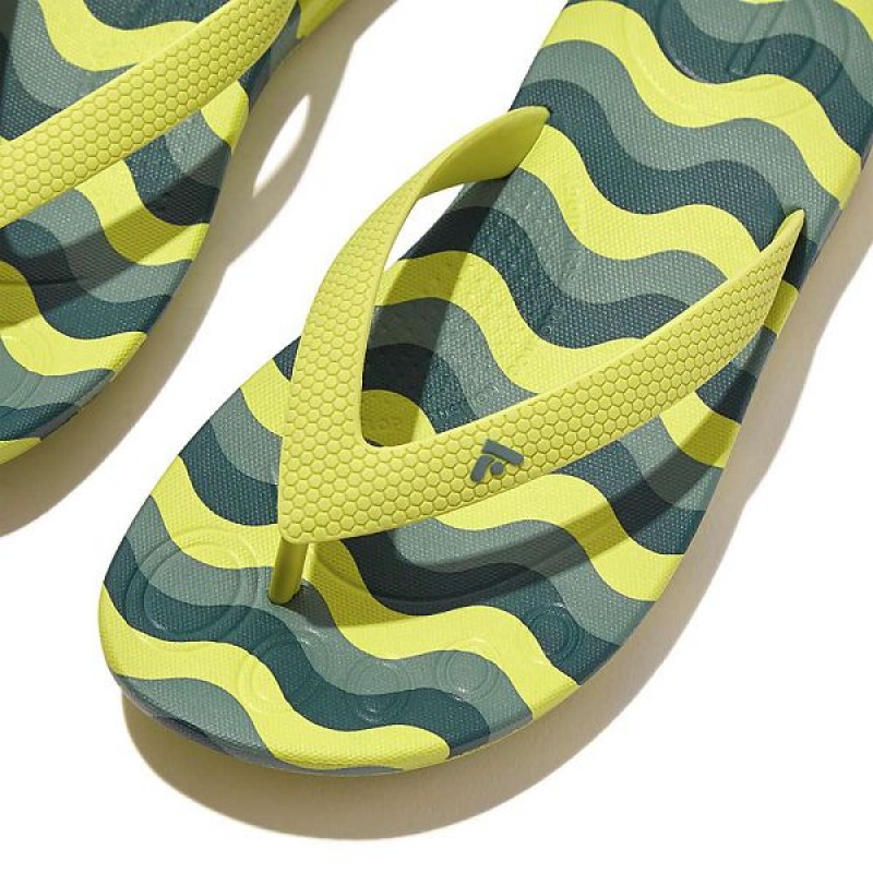 Light Green Kids' FitFlop Iqushion Junior Wave Print Ergonomic Flip Flops | 690HJTEDI