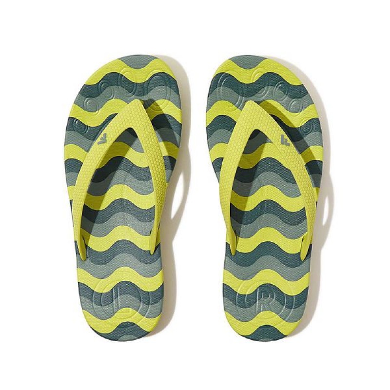 Light Green Kids' FitFlop Iqushion Junior Wave Print Ergonomic Flip Flops | 690HJTEDI